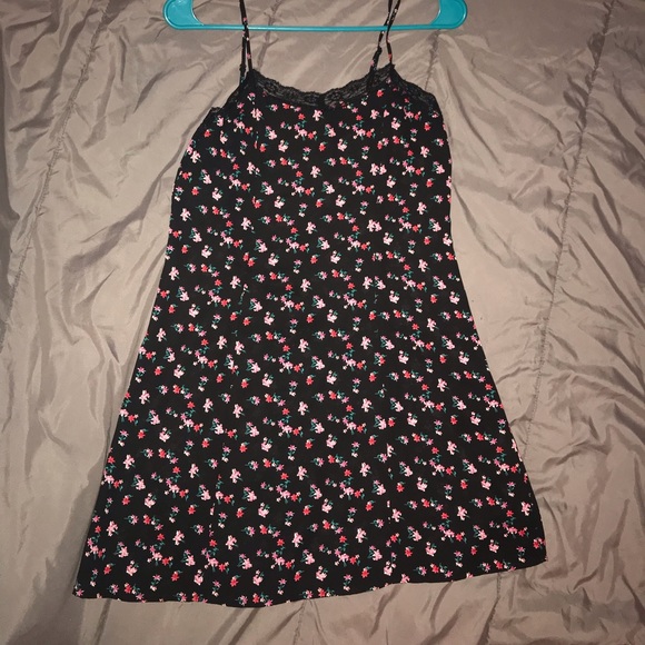H&M Dresses & Skirts - Summer dress